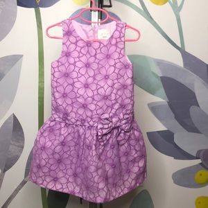Light purple sleeveless dress with flowers